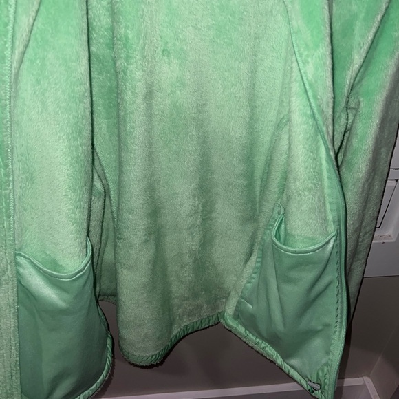 The North Face Women's Green Fleece Jacket - Picture 2 of 3